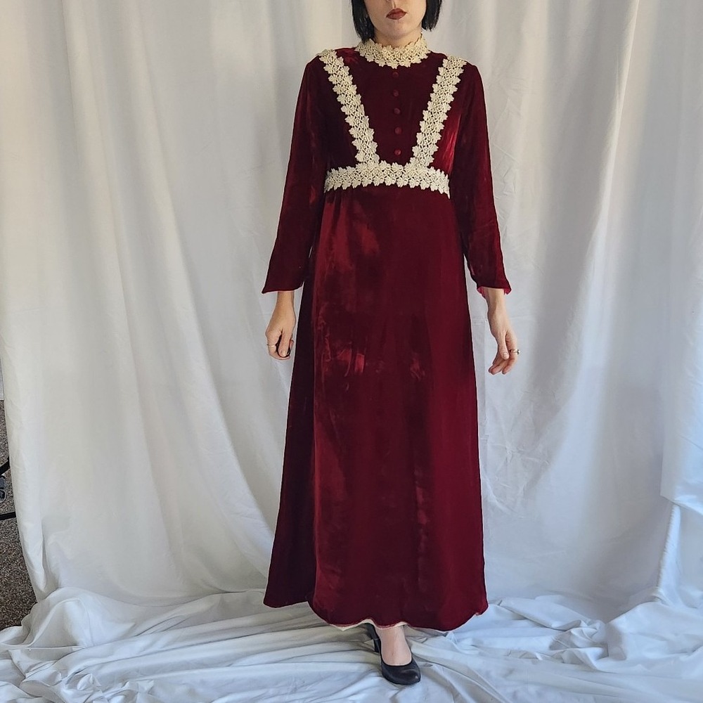 70s Burgundy Velvet Edwardian Inspired‎ Dress